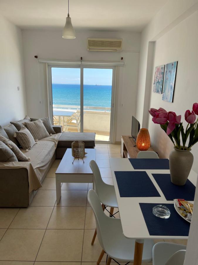 Alex Beach Apartment 31 Larnaca Ngoại thất bức ảnh