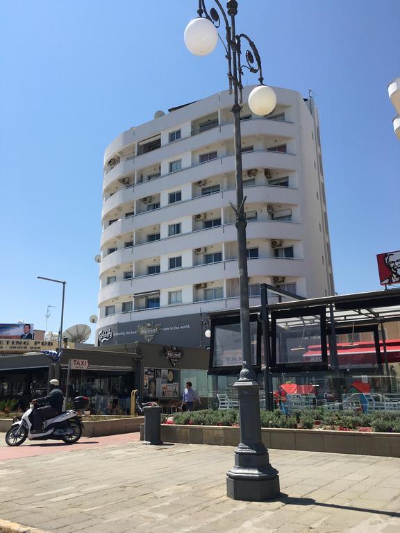 Alex Beach Apartment 31 Larnaca Ngoại thất bức ảnh